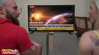ACCIDENTAL CREAM PIE SEX BEFORE THE END OF THE WORLD!!!!