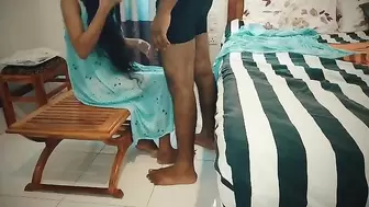 Colombo Campus Slut - කැම්පස් එකේ කෙල්ලෙක්ගෙ ලීක් එකක්