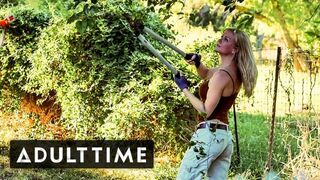 ADULT TIME Cheating Housewife Mounts her Neighbor - POINT OF VIEW of Serene Siren